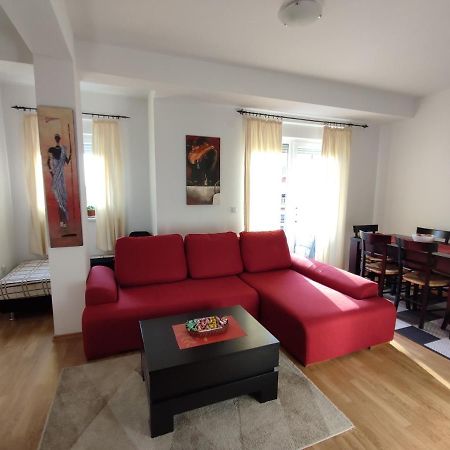 Апартаменты Apartman Ana Градишка Экстерьер фото